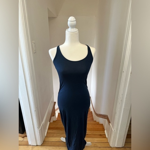 Babaton Dresses & Skirts - Babaton Maxi  Dress SZ M